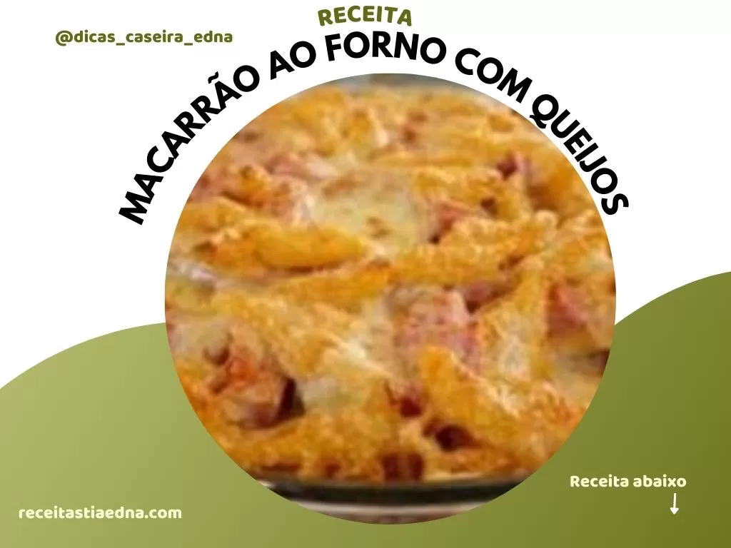 Macarrão ao forno com queijos cremoso e gratinado servido em forma de vidro